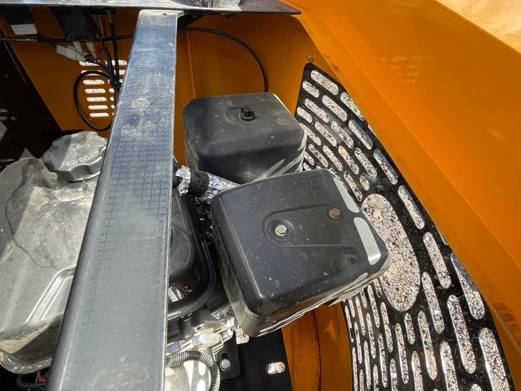 #3062-•-mini-excavator-image-18