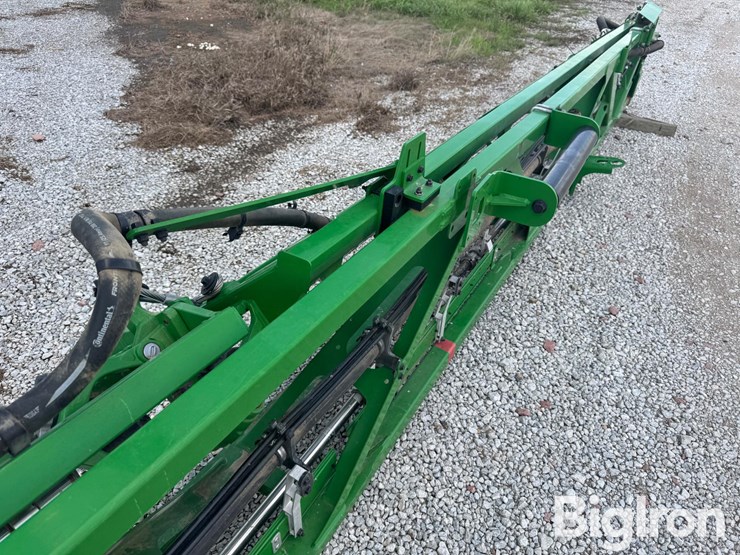 2020-john-deere-r4038-image-19