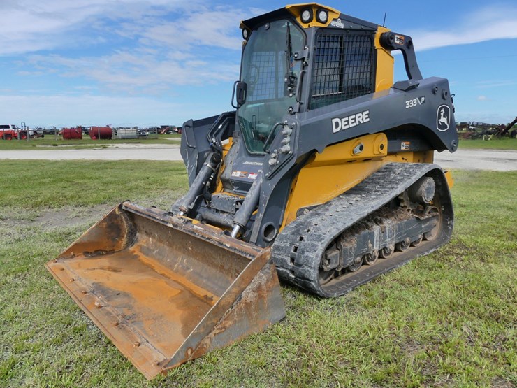 2025-deere-333p-image-1