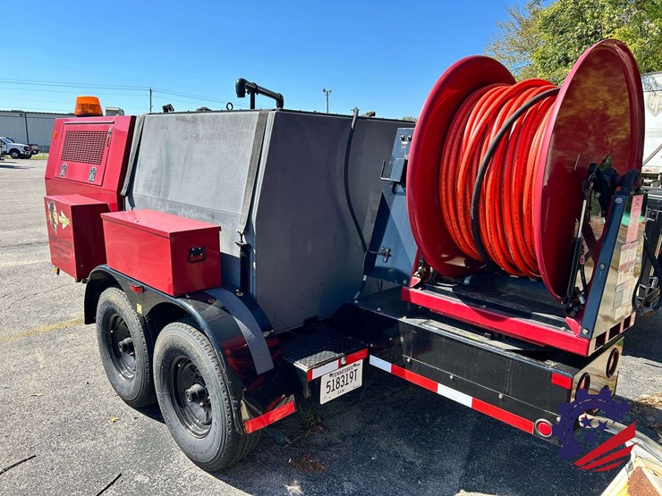 2009-sewer-equipment-co.-of-america-747-fr2000-jetter-trailer-image-4