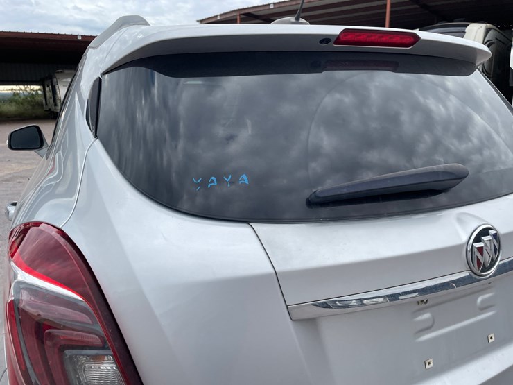 2017-buick-encore-image-18