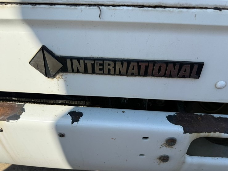 1999-international-4700-image-11
