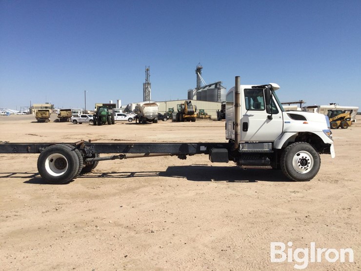 2009-international-workstar-7400-image-4