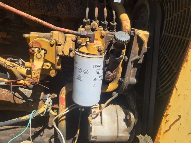 caterpillar-930-image-16