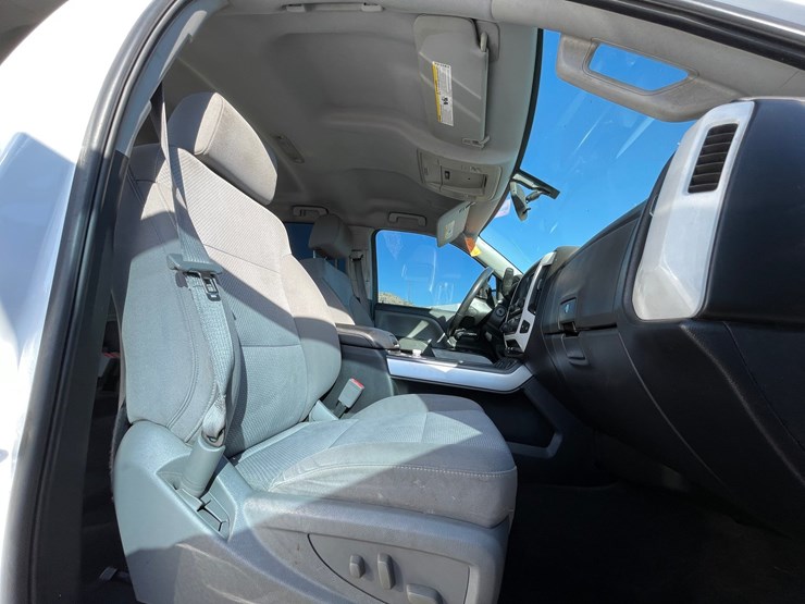 #2754-•-2015-chevrolet-silverado-(title-in-delay)-image-73