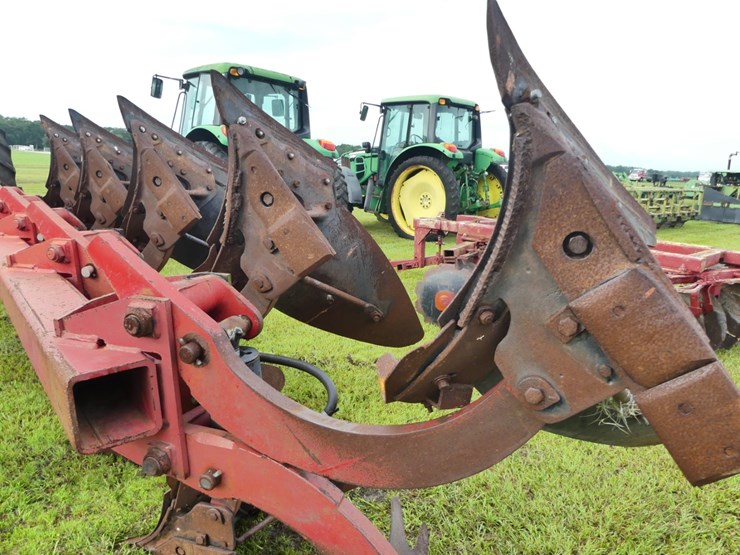 arts-way-turn-plow-image-6