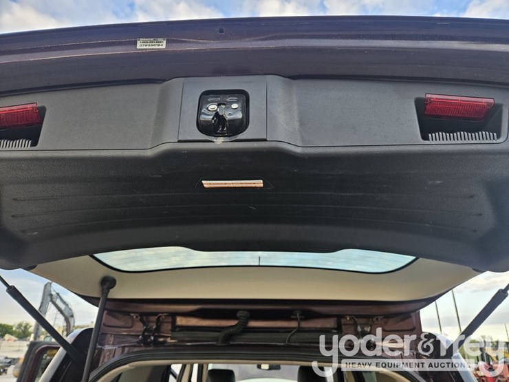 2010-ford-flex-image-33