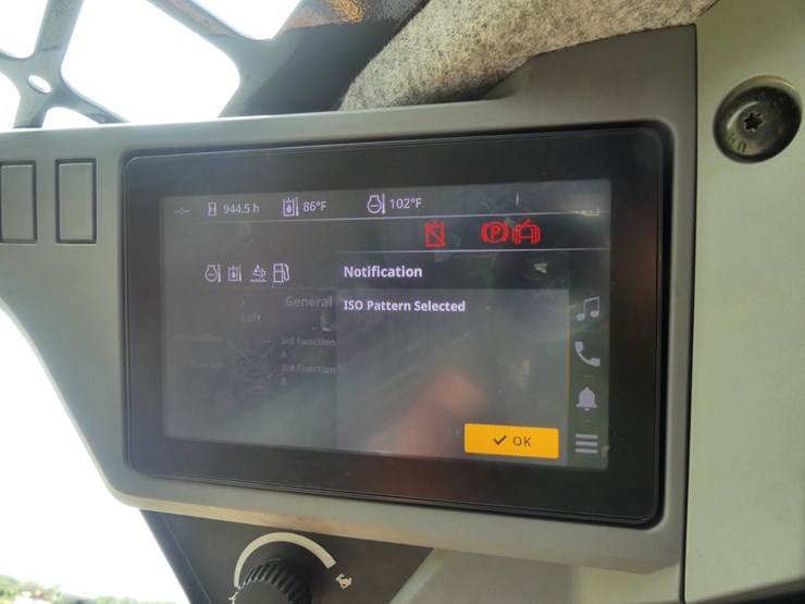 2025-deere-333p-image-20