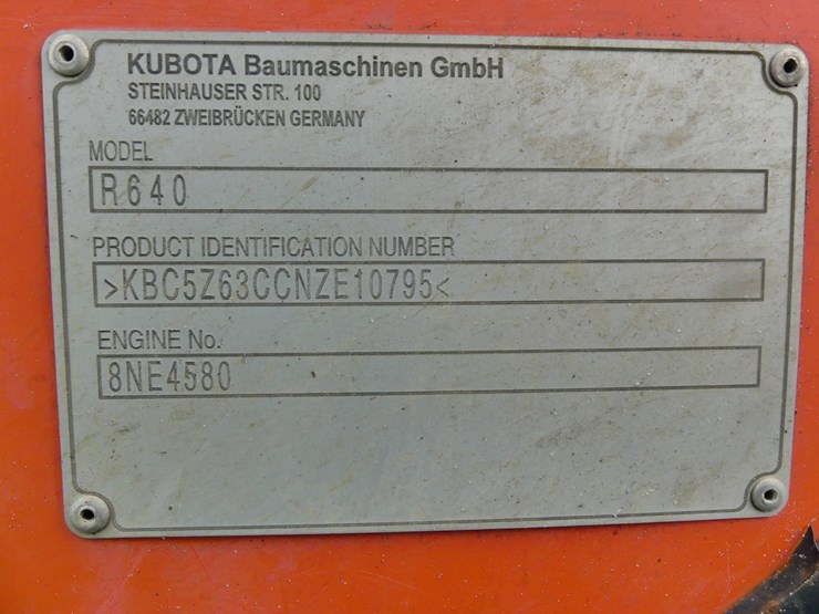 kubota-r640-image-18