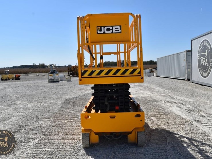 2018-jcb-s3246e-image-7