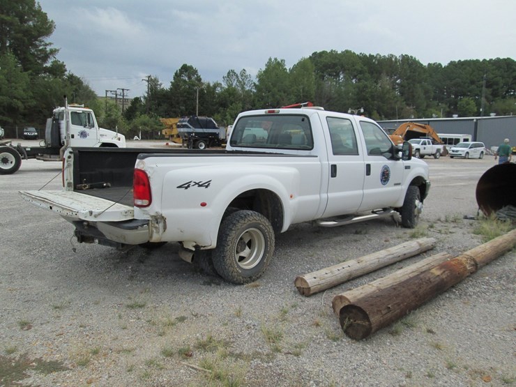 2004-ford-f350-image-3