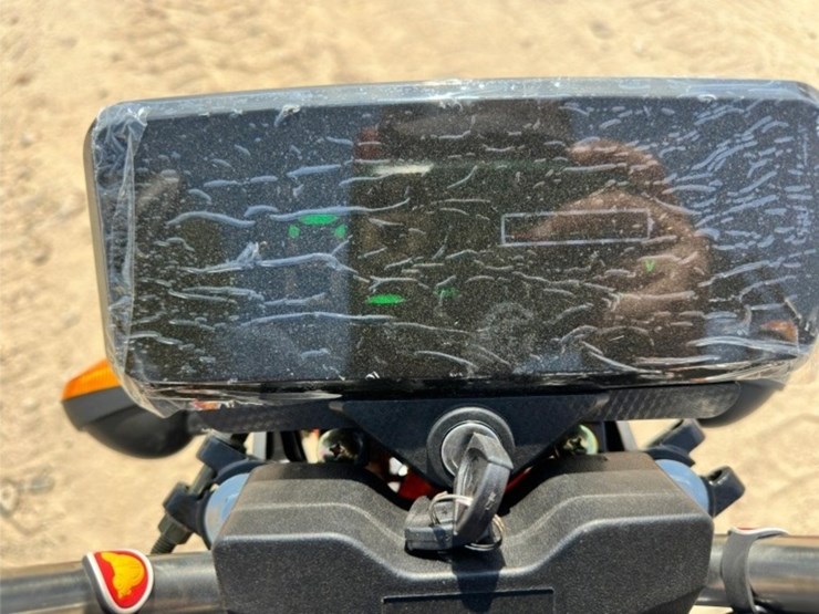 new-three-wheel-electric-dump-cart-image-4