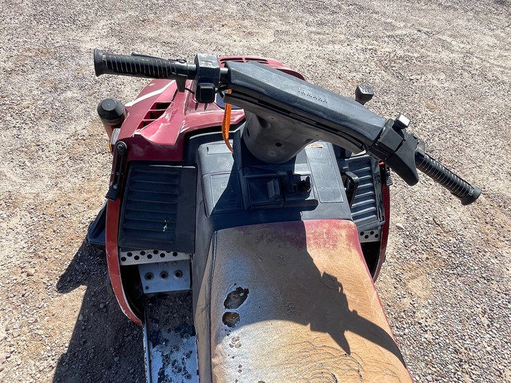 #2897-•-yamaha-venturo-snowmobile-image-16