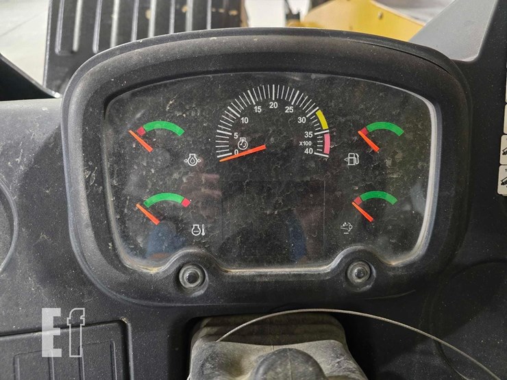 2018-caterpillar-tl1255d-image-16