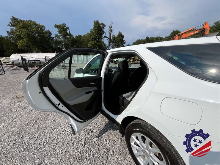 2020-chevrolet-equinox-ls-image-44