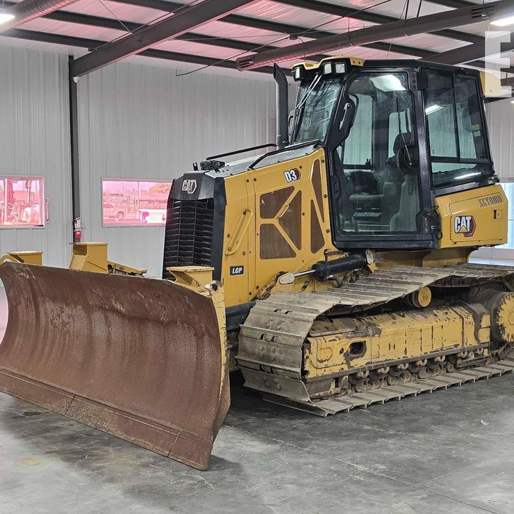 2021 CATERPILLAR D3 LGP