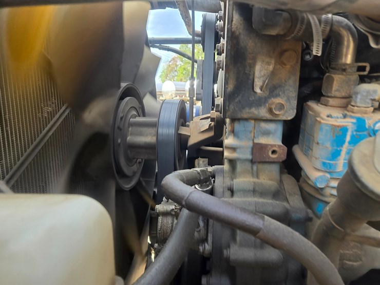 2006-freightliner-columbia-120-image-29
