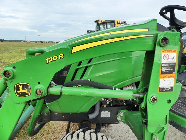 john-deere-1025r-image-21