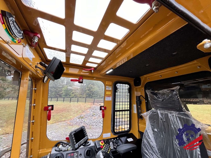 2023-rayco-c120ra-forestry-mulcher-with-fm120-6r-mulcher-head-image-40