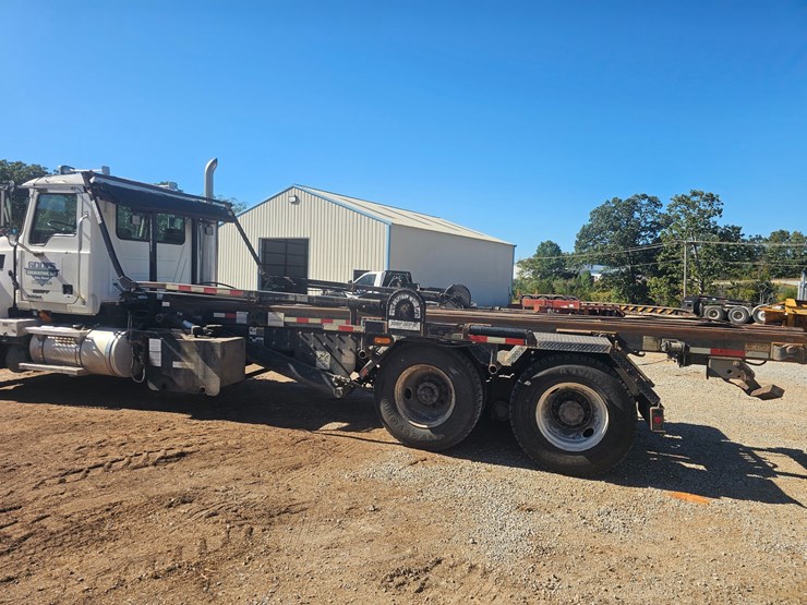 2007-mack-cl713-image-9