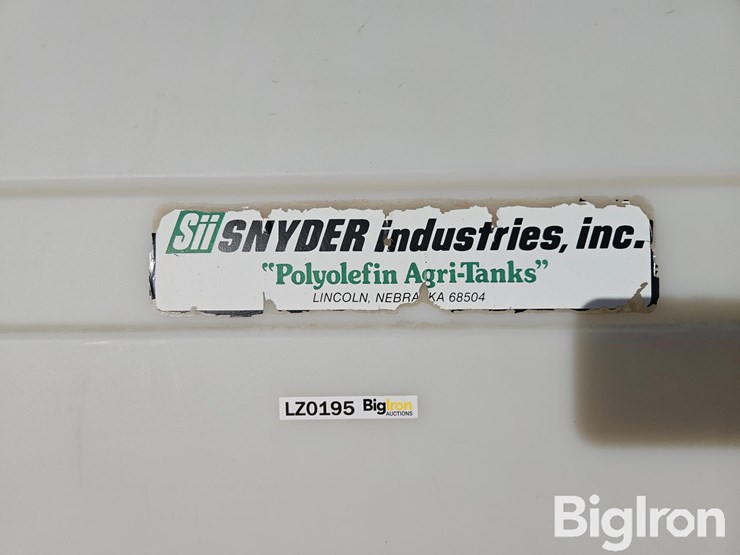snyder-720-gal-poly-liquid-fertilizer-tank-image-17