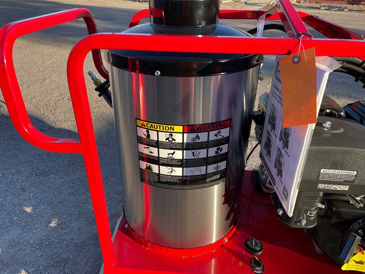 #4640-•-magnum-4000-gold-power-washer-image-14