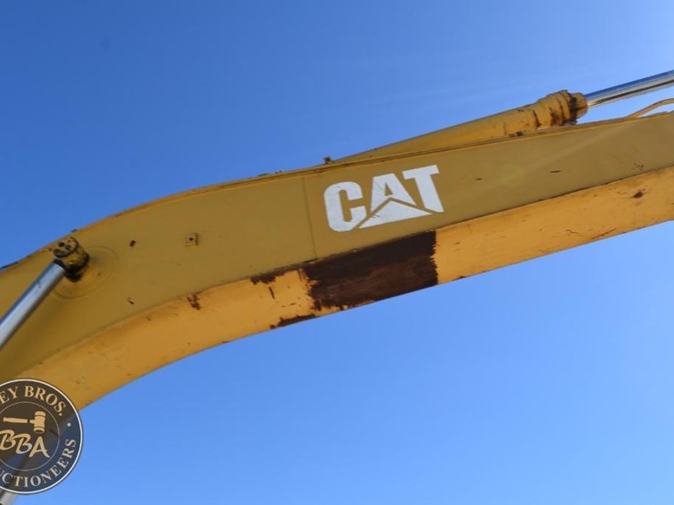 1990-caterpillar-el200b-image-40
