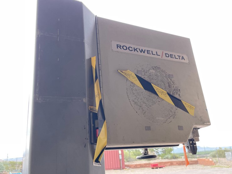 #4655-•-rockwell-delta-bandsaw-image-16