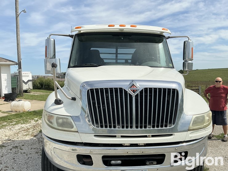 2007-international-transtar-8500-image-10