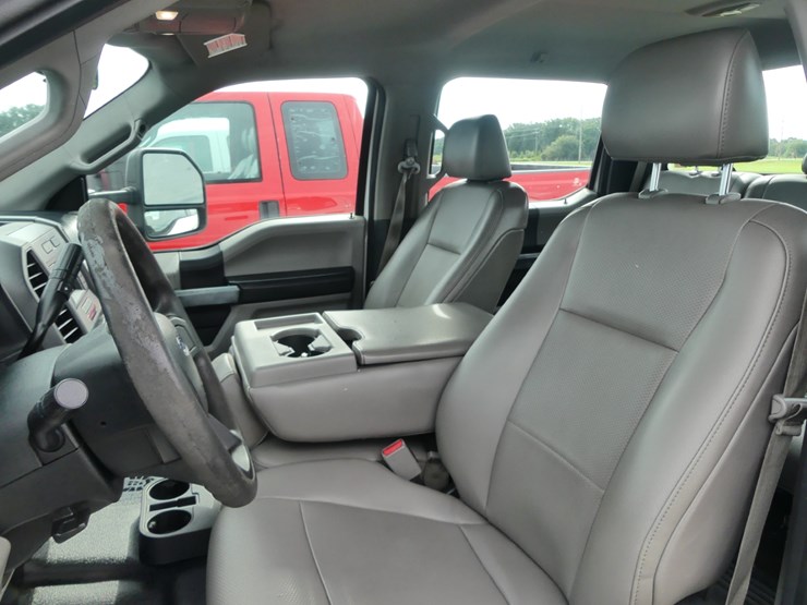 2017-ford-f250-xl-image-11