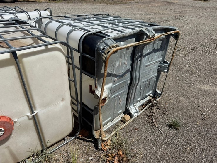 #46843-•-lot-of-poly-tanks-w/cages-inv#46843-image-15