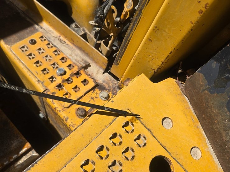 caterpillar-d6r-image-32