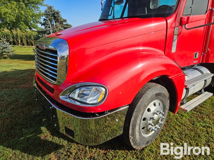 2006-freightliner-columbia-t/a-truck-tractor-image-9