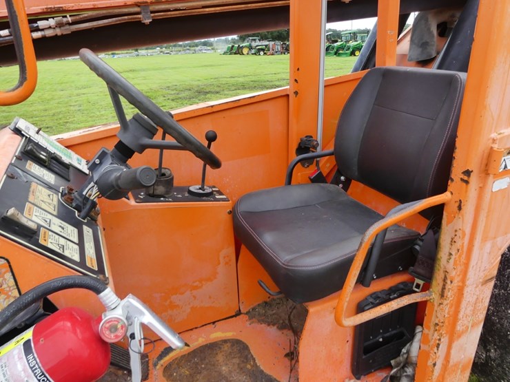 jlg-10054-image-11