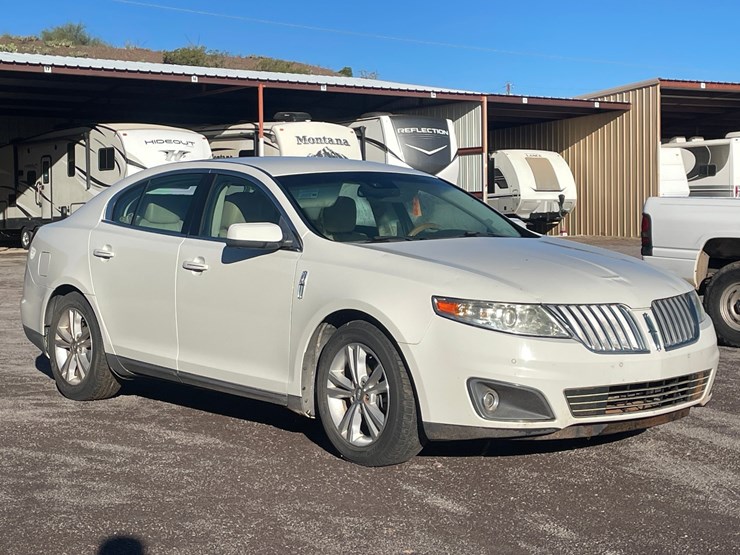 #2759-•-2010-lincoln-mks-(has-nm-title)-image-3