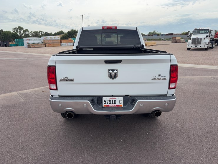 2014-dodge-1500-image-6