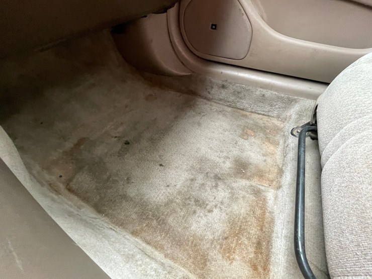 #2768-•-2001-toyota-camry-(title-in-delay)-image-41