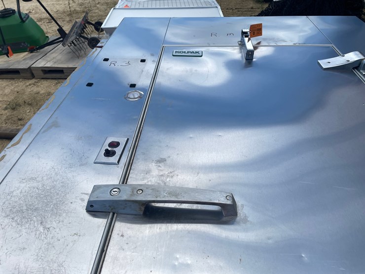 #1269-•-(1)-walk-in-cooler-and-(1)-freezer-image-19