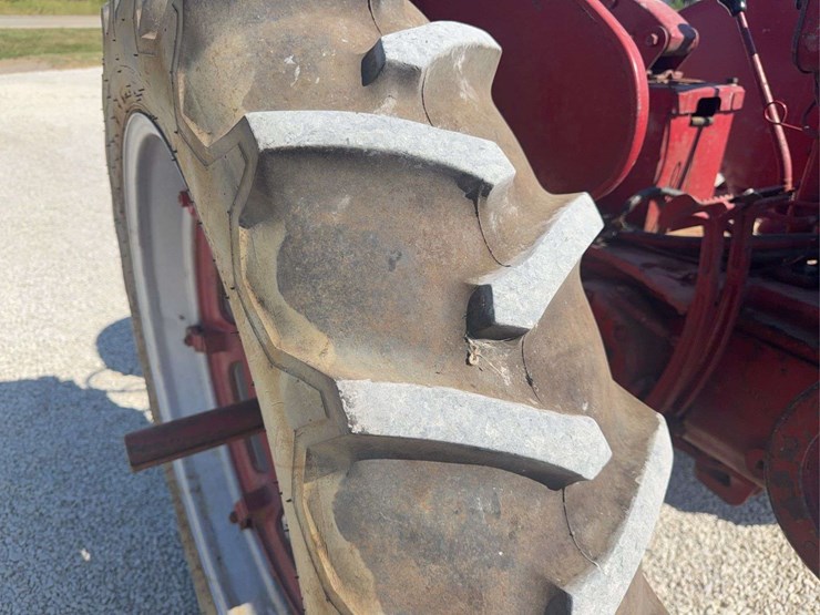 farmall-super-h-image-20
