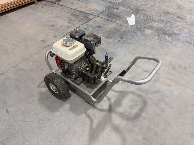 mi-t-m-pressure-washer-image-4