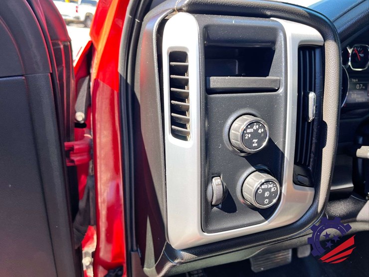 2014-gmc-sierra-z71-slt-pickup-truck-image-53
