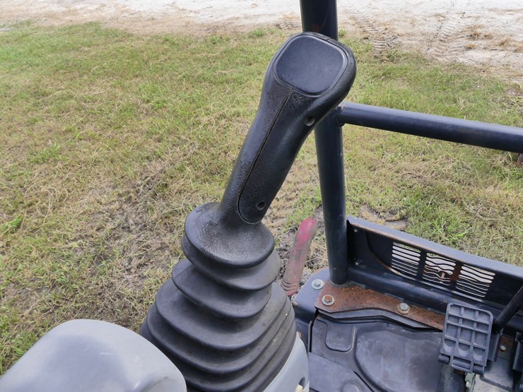deere-26g-image-18