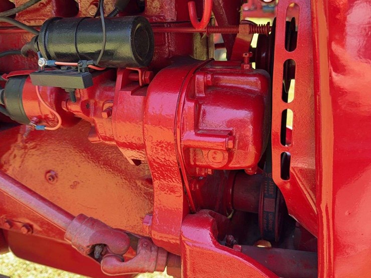 1945-farmall-b-image-11