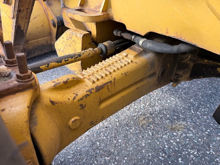 caterpillar-420e-image-93
