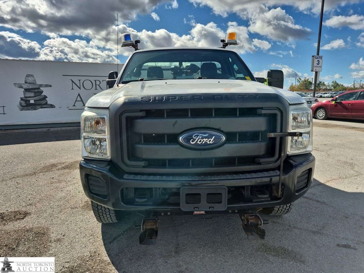 2015-ford-f350-image-2