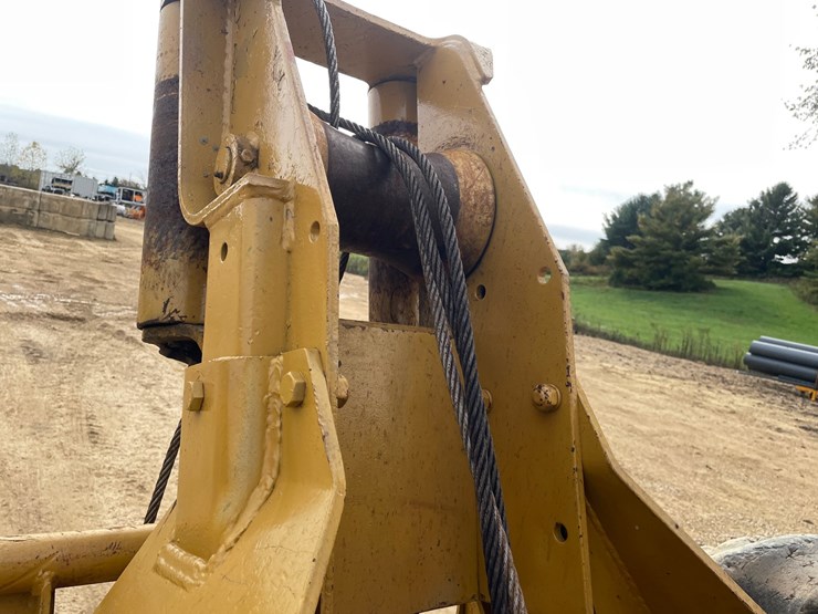 deere-440b-image-39