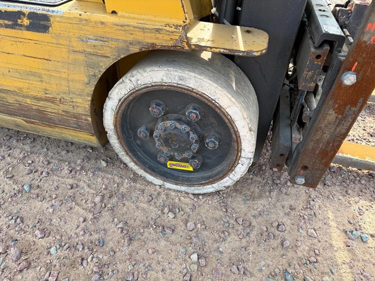 caterpillar-gc25-image-15