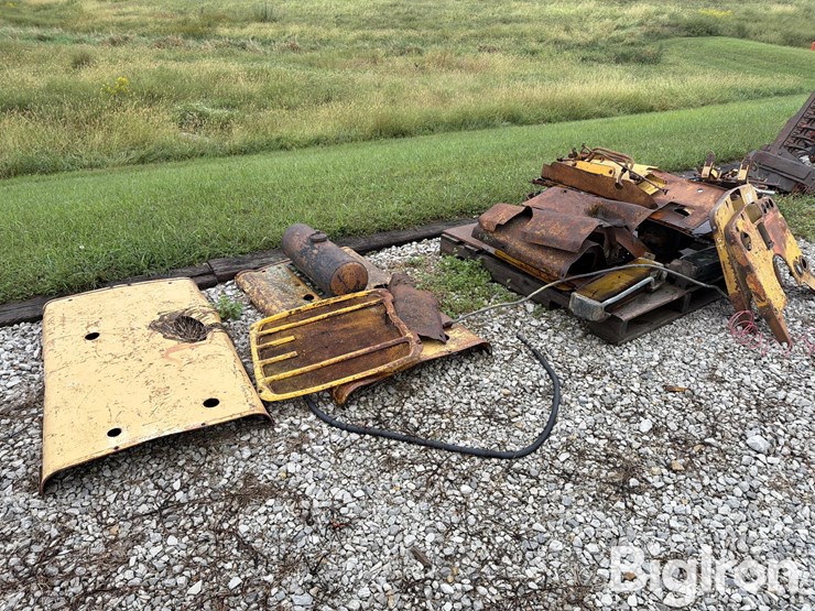 caterpillar-d4-image-5