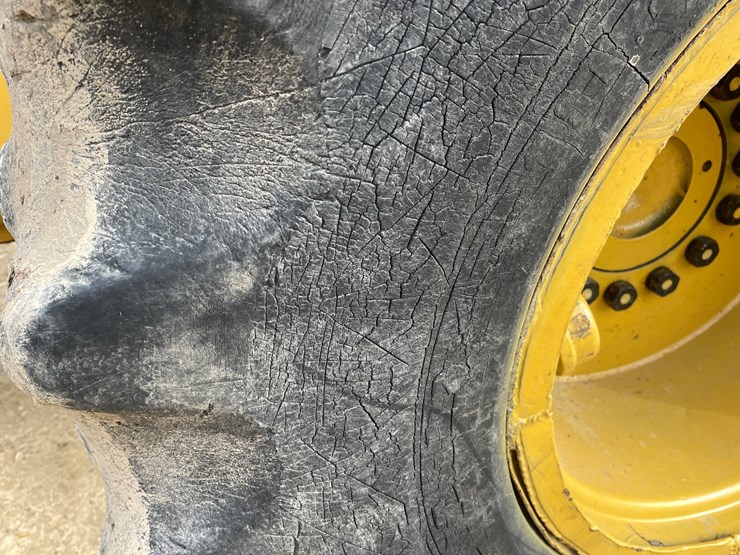 deere-440b-image-68