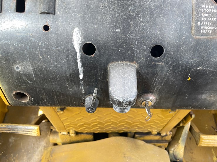 deere-440b-image-60